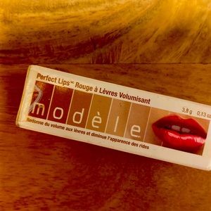 Modele Perfect Lips New/Sealed